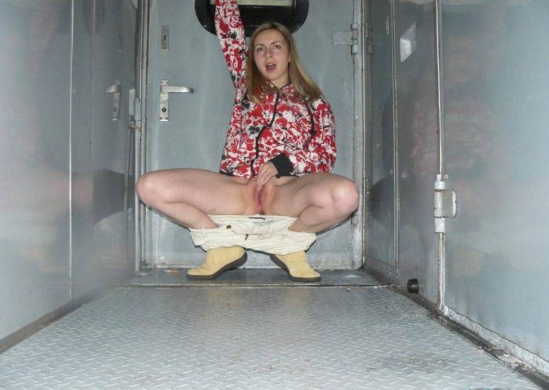 Голые в поезде подсмотренное