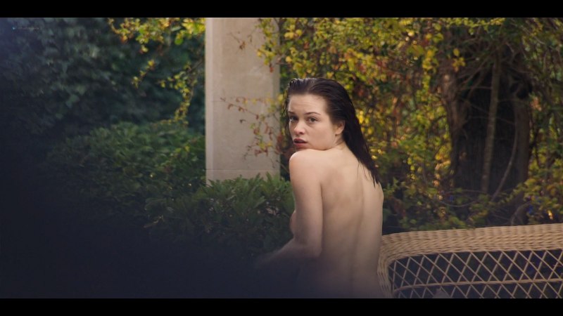 Голая Софи Куксон кингсман