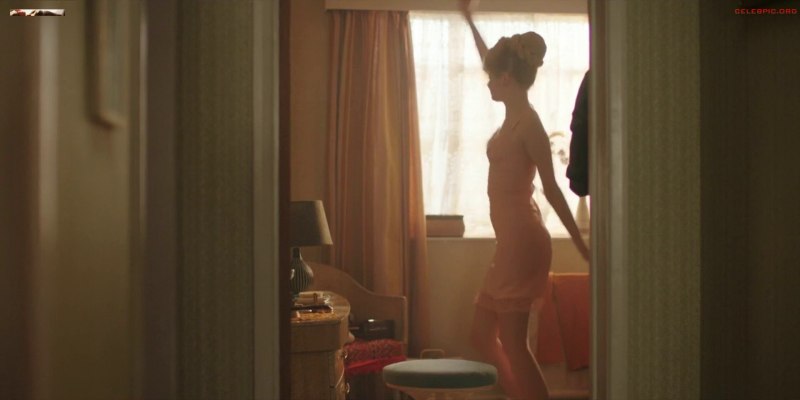 Софи Куксон голая голая