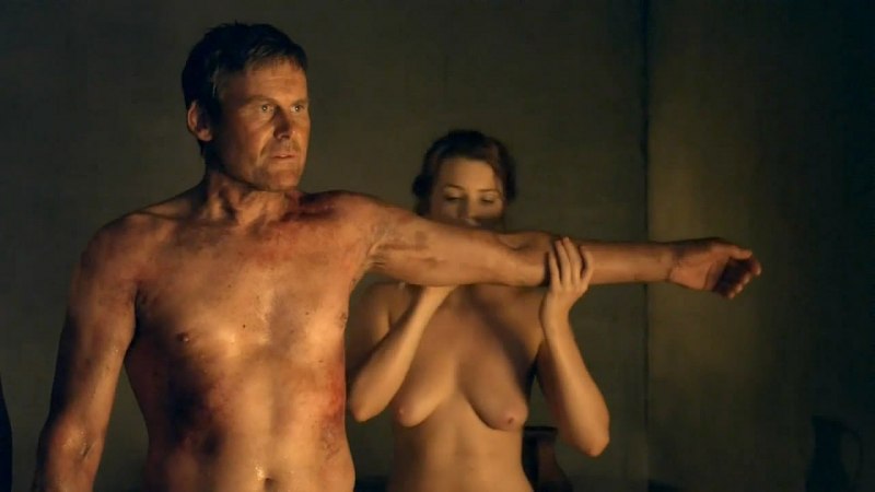 Люси Лоулесс Спартак эротические сцены