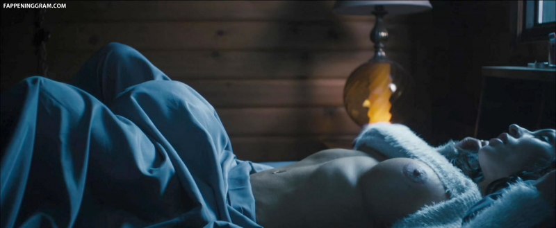 Александра Стриженова pussy feet