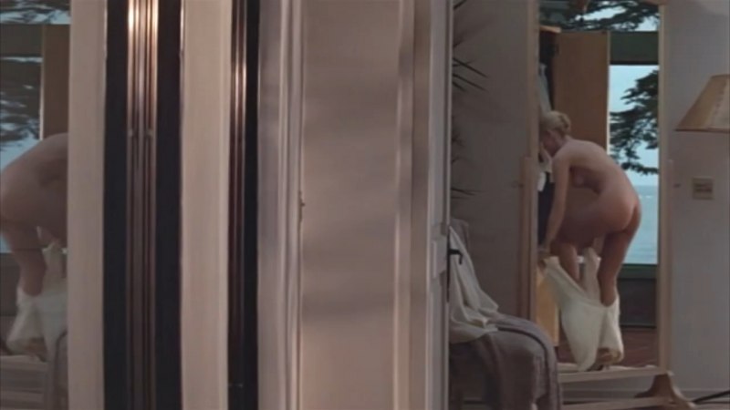 Голая леди Гага в фильме звезда родилась