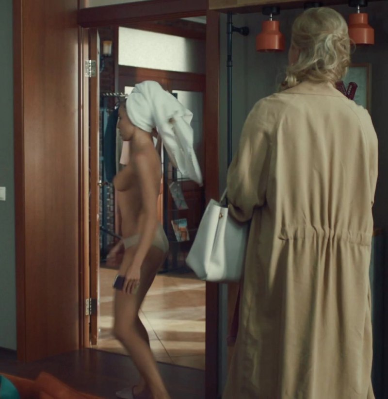 Арина Постникова голая война семей