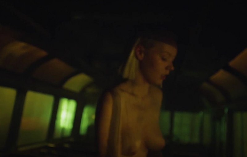 Виктория Агалакова эпидемия сиськи