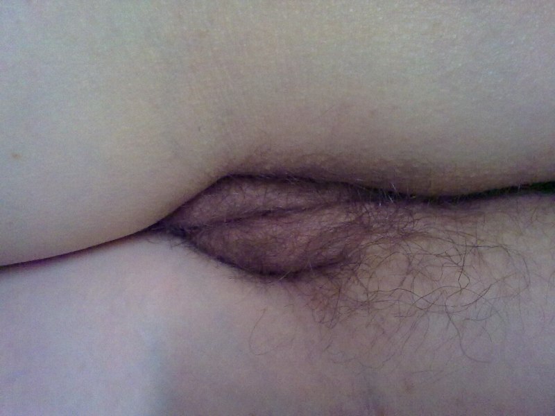 Женский анус крупным планом