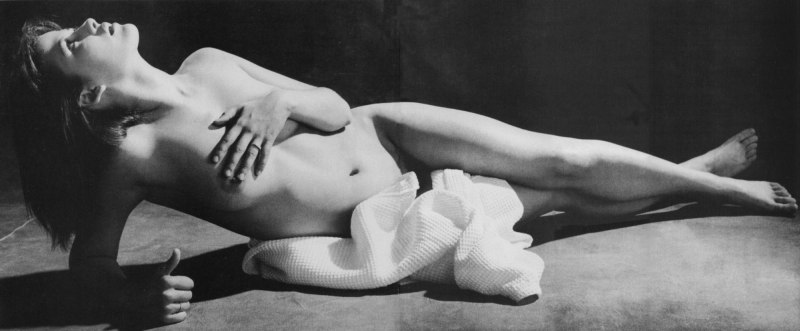 Голые кадры из фильмов Софи Марсо