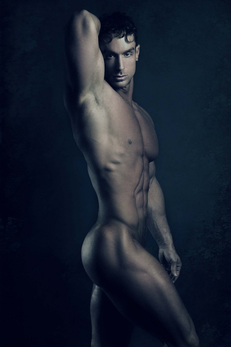 Голые итальянские парни