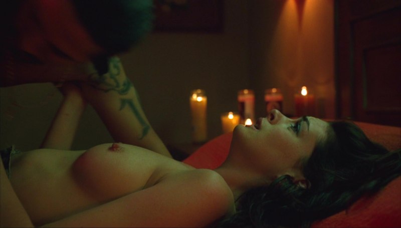 Энн Хэтэуэй эротические сцены