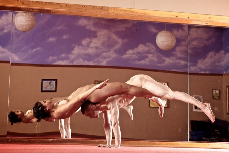 Порнографический цирк