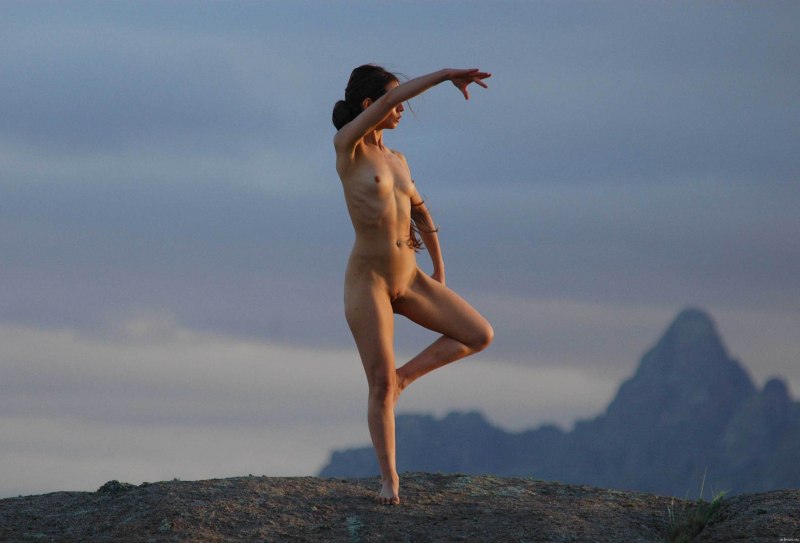 Голые женщины альпинистки