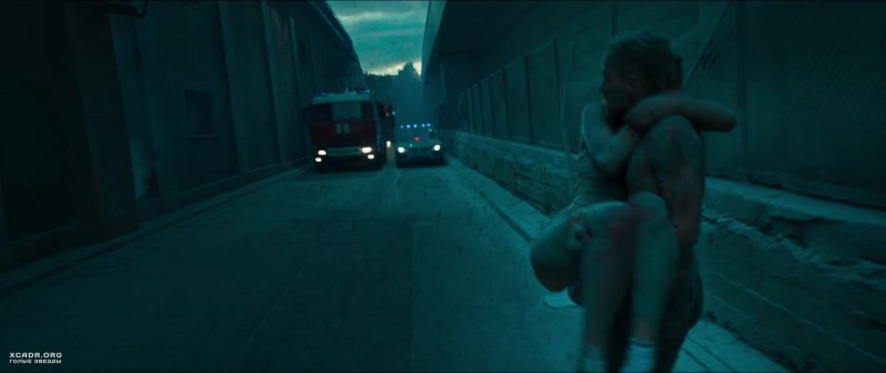 Голая ева из сериала Саша Таня