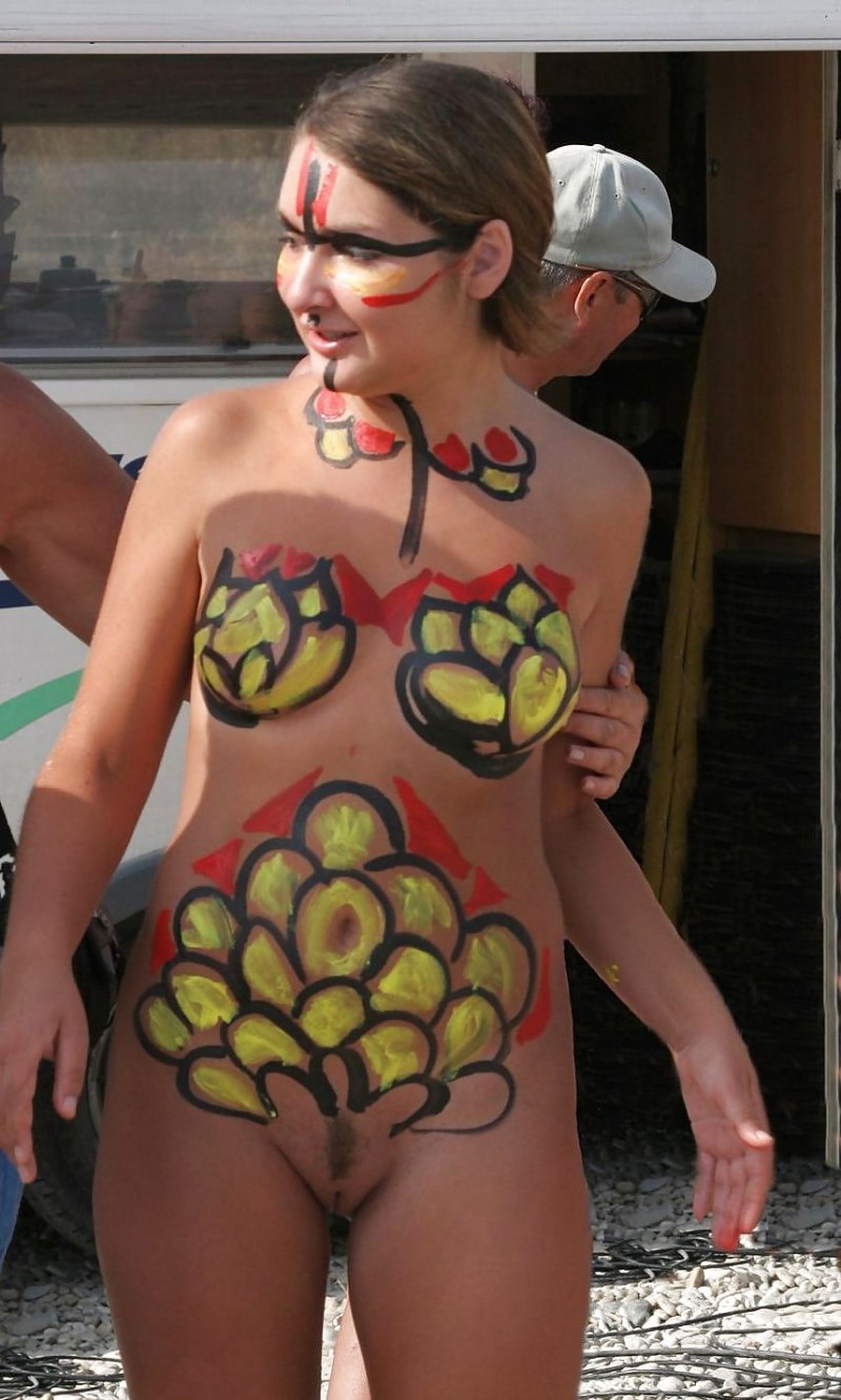 Пуренудизм боди арт семьи