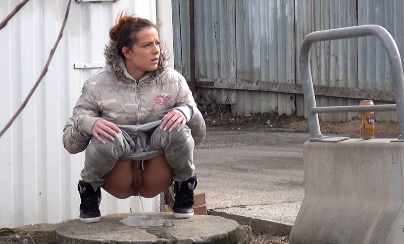 Писсинг подглядывание