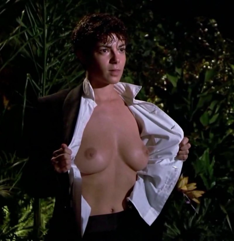 Джойс Хайзер голая в фильме