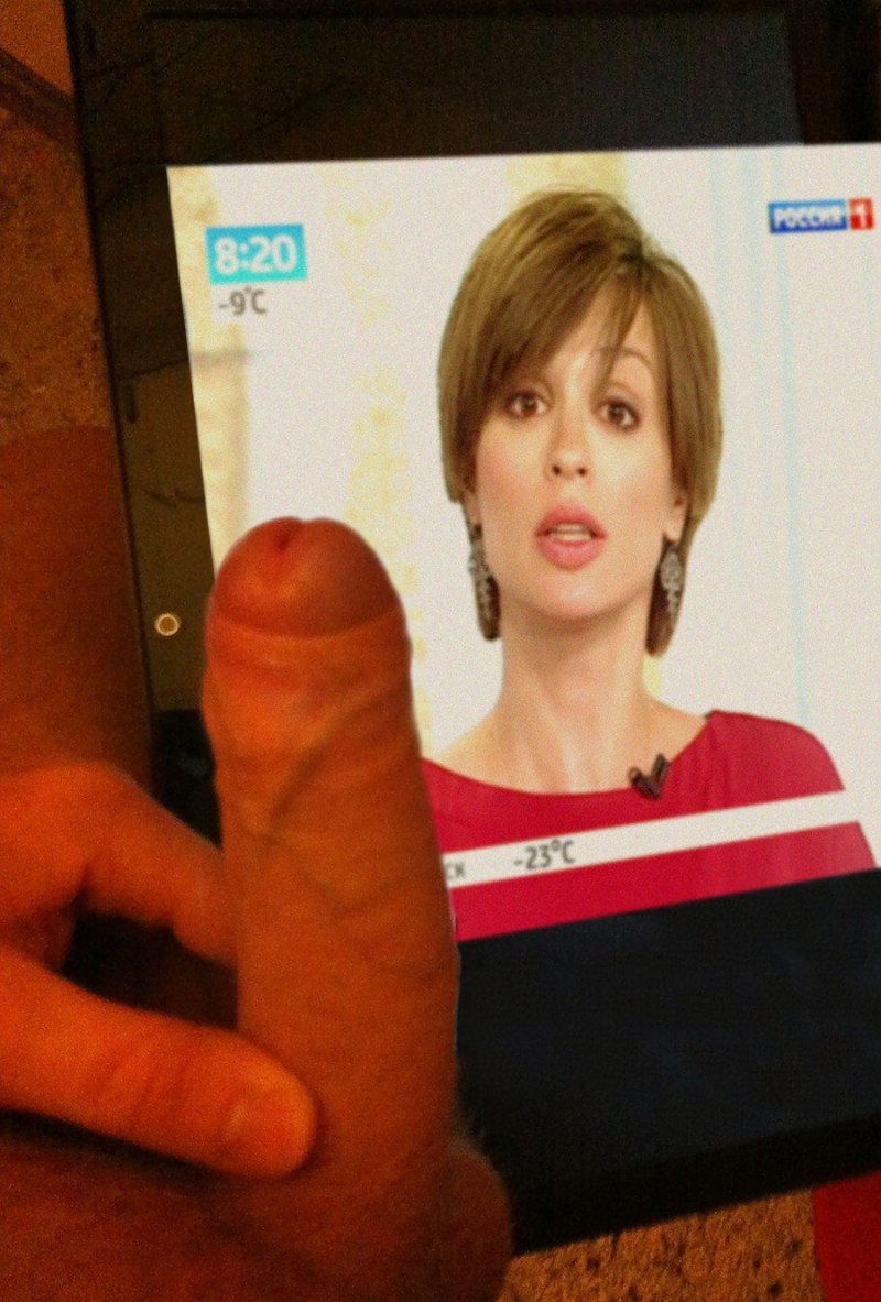 Подрочить на телеведущую