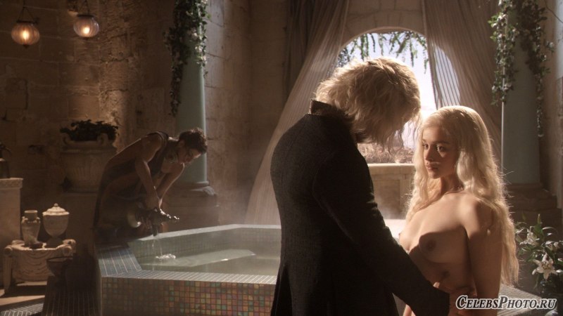 Зена Аврамидис голая из игры престолов