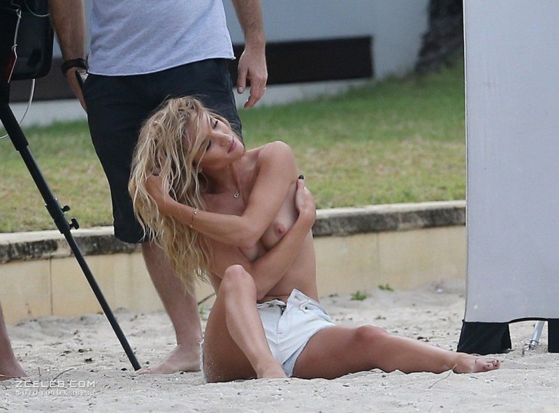 Роузи Хантингтон-Уайтли ню