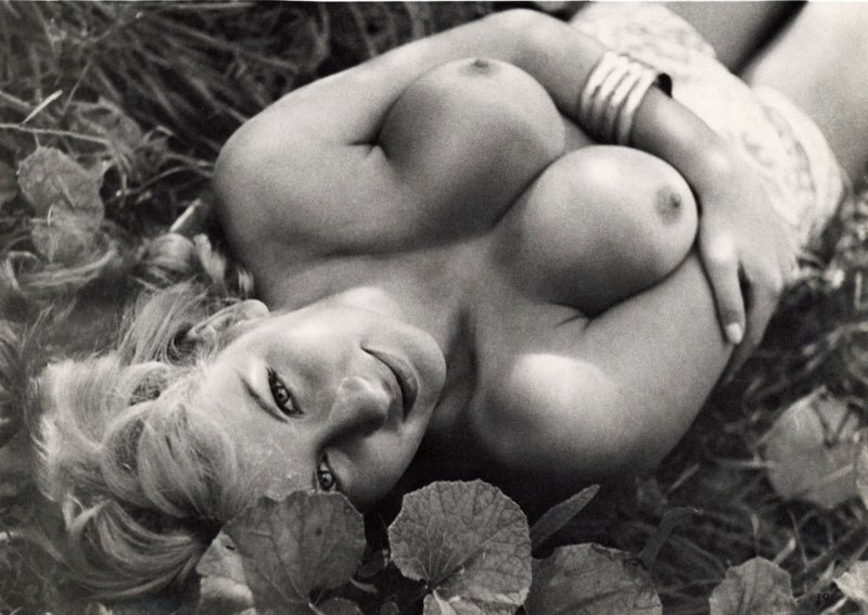 Голые спортсменки ретро