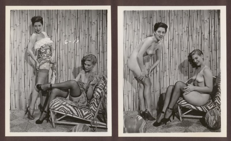 Две голые женщины ретро