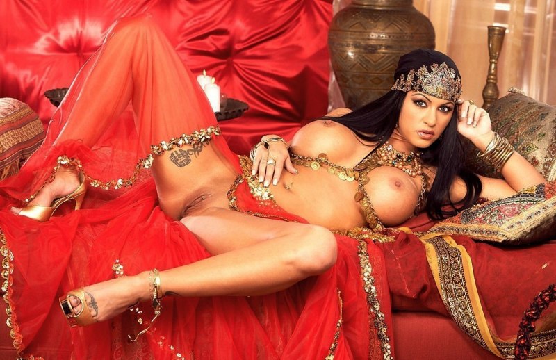 Эротические восточные танцы