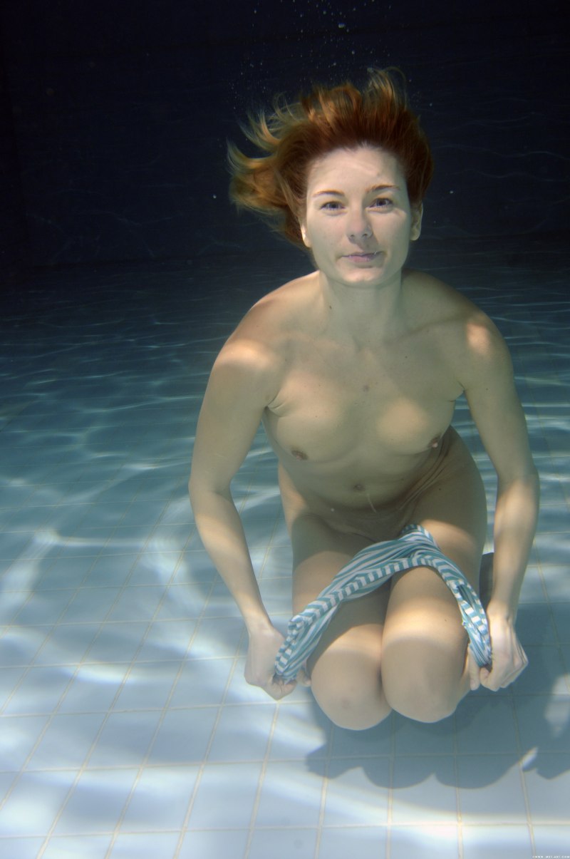 Анастасия Вертинская ню