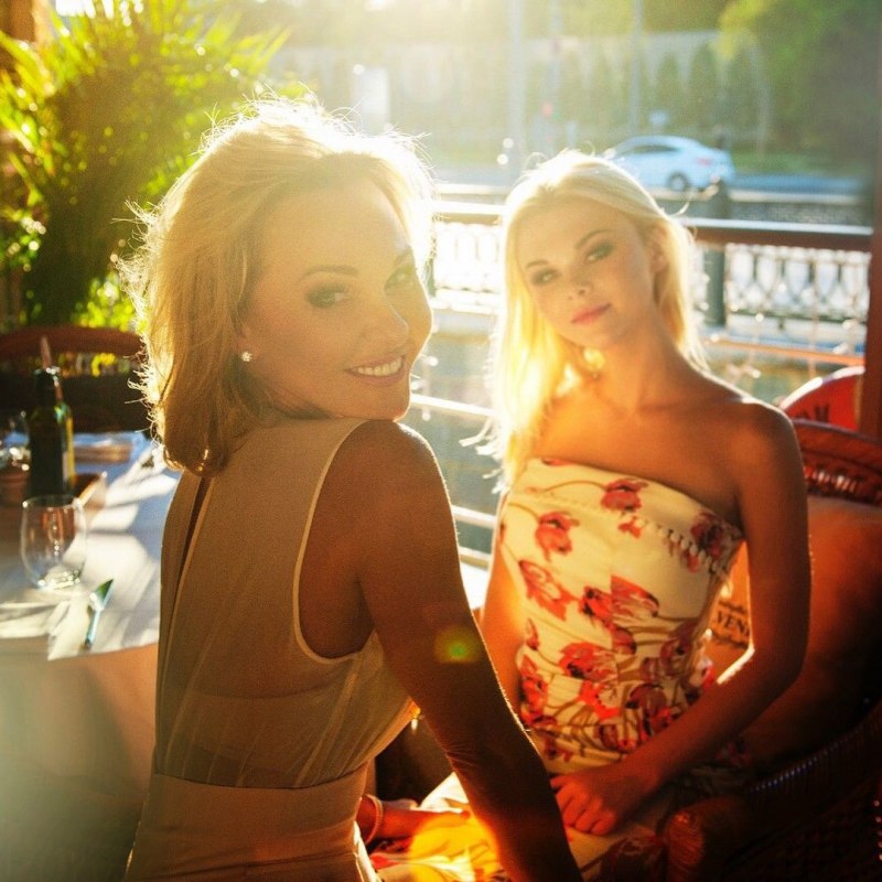 Елена Лихоманова ню