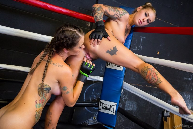 Мастурбация русских девушек из ММА