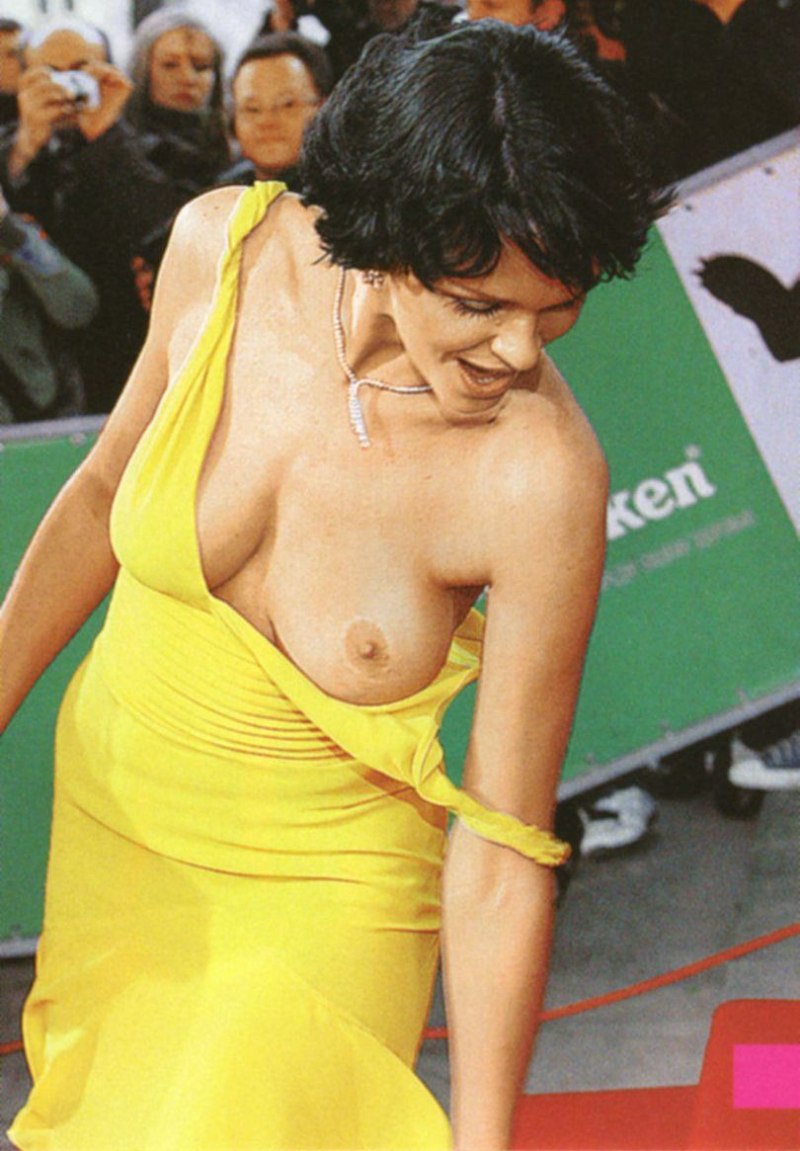 Российские звезды без трусиков