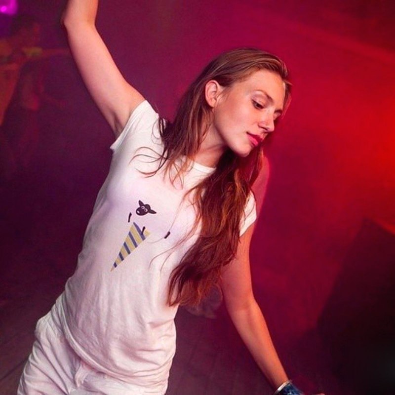 Алина Ланина САШАТАНЯ В Нижнем