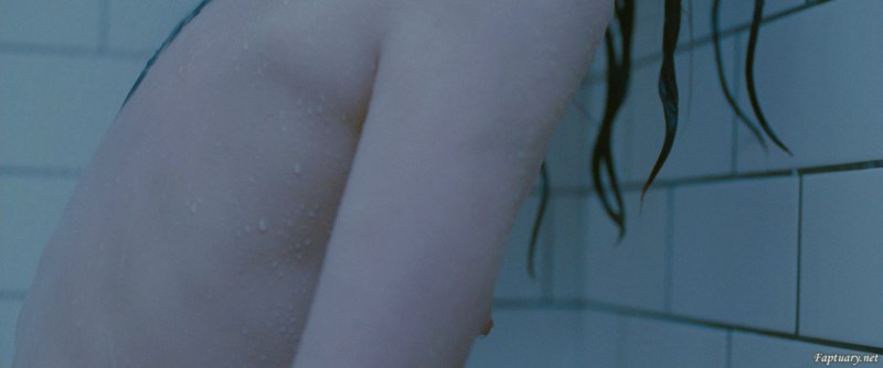 Миа Васиковска голая в фильмах