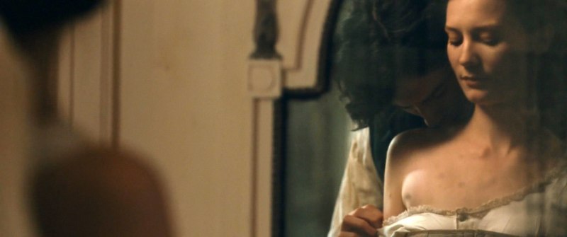 Миа Васиковска в Нижнем белье