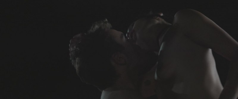 Зои Дойч постельные сцены