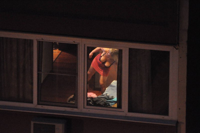 Порно.трахнул в душе жестко