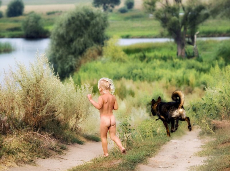 Голые бабы на речке частное