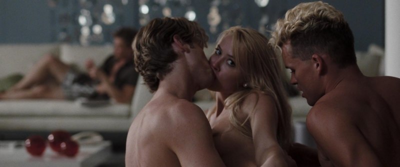 Эмбер Херд голые сцены