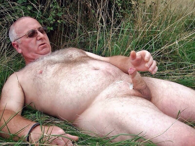 Очень старые голые мужчины