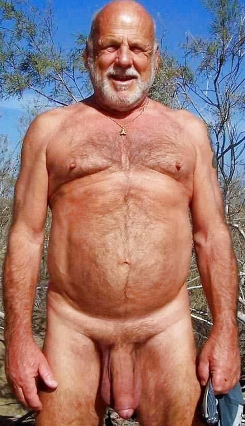 Голые мужчины постарше