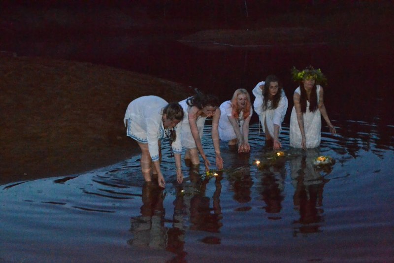 Праздник Ивана Купалы голые